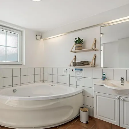 Apartment Sote - 1-2km From The Sea In Western Jutland By Interhome