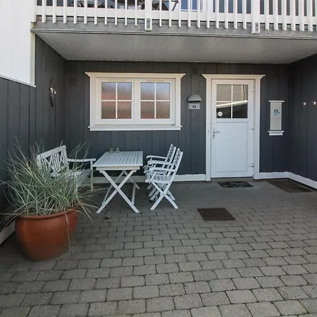 Apartment Sote - 1-2km From The Sea In Western Jutland By Interhome Blavand